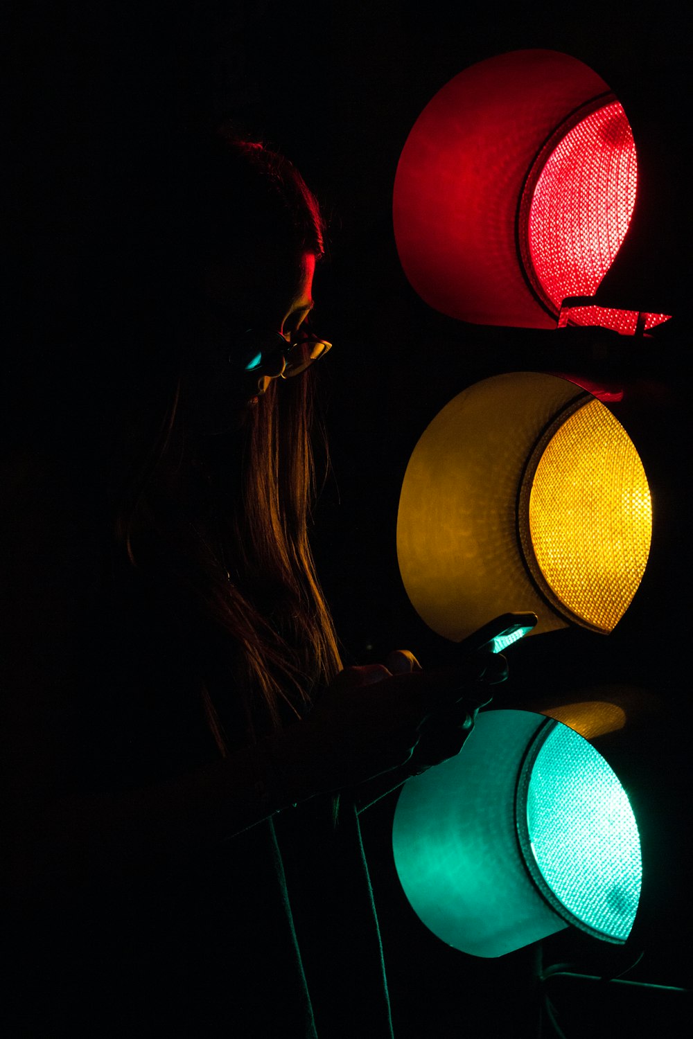 luminaire rouge et jaune