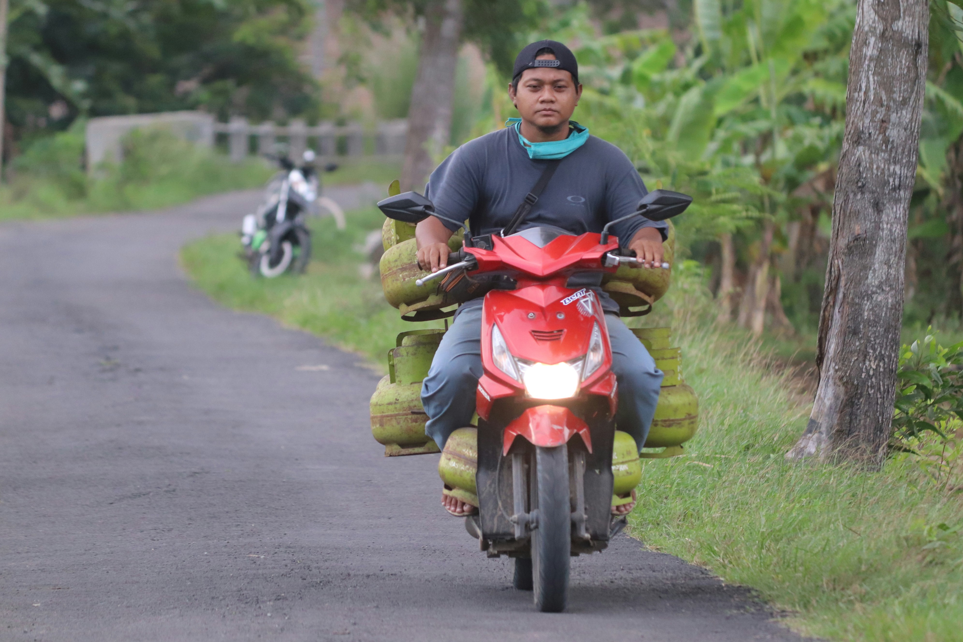 photo-1602781393084-c69f530f0367?ixid=M3wxMjA3fDB8MXxzZWFyY2h8MXx8Ym9rZXAlMjBpbmRvfGVufDB8fHx8MTc3MjExOTM1OHww\u0026ixlib=rb-4.1.0