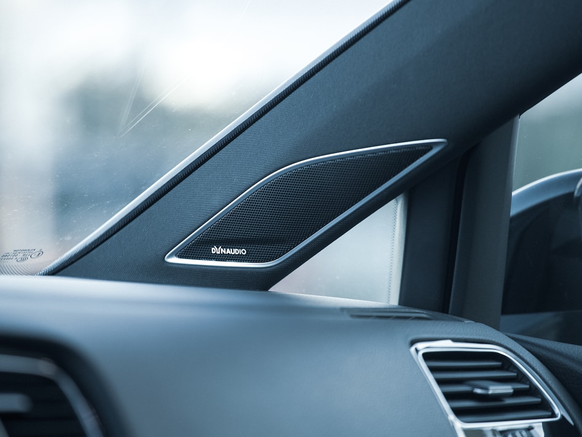 Що означає код VIN і як він розповідає про історію авто