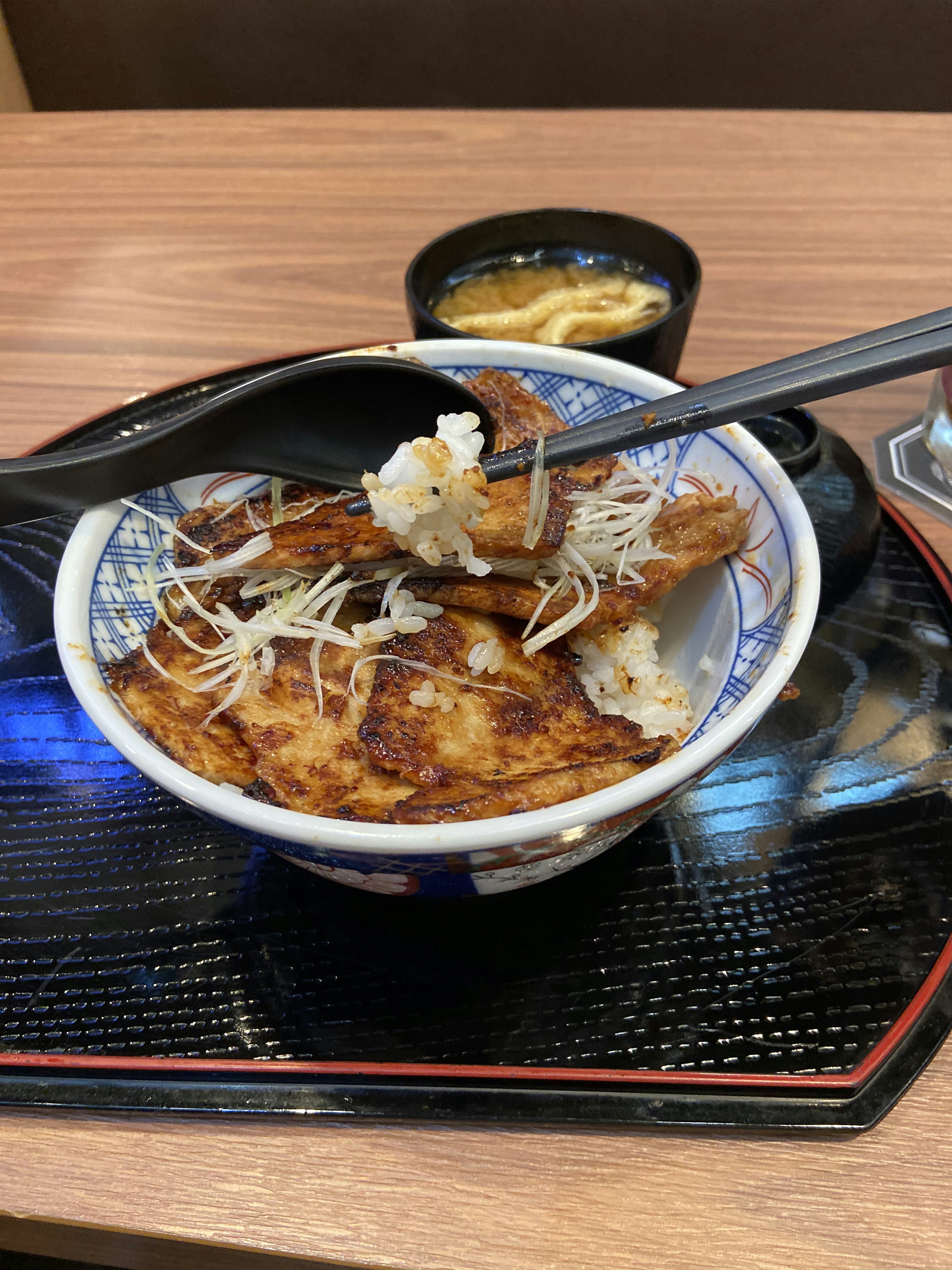 What is Donburi and Why is it So Popular?