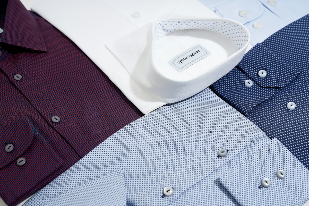 Shirts in woven cotton fabrics