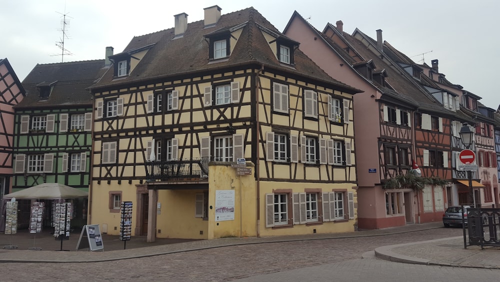 yellow and brown concrete building