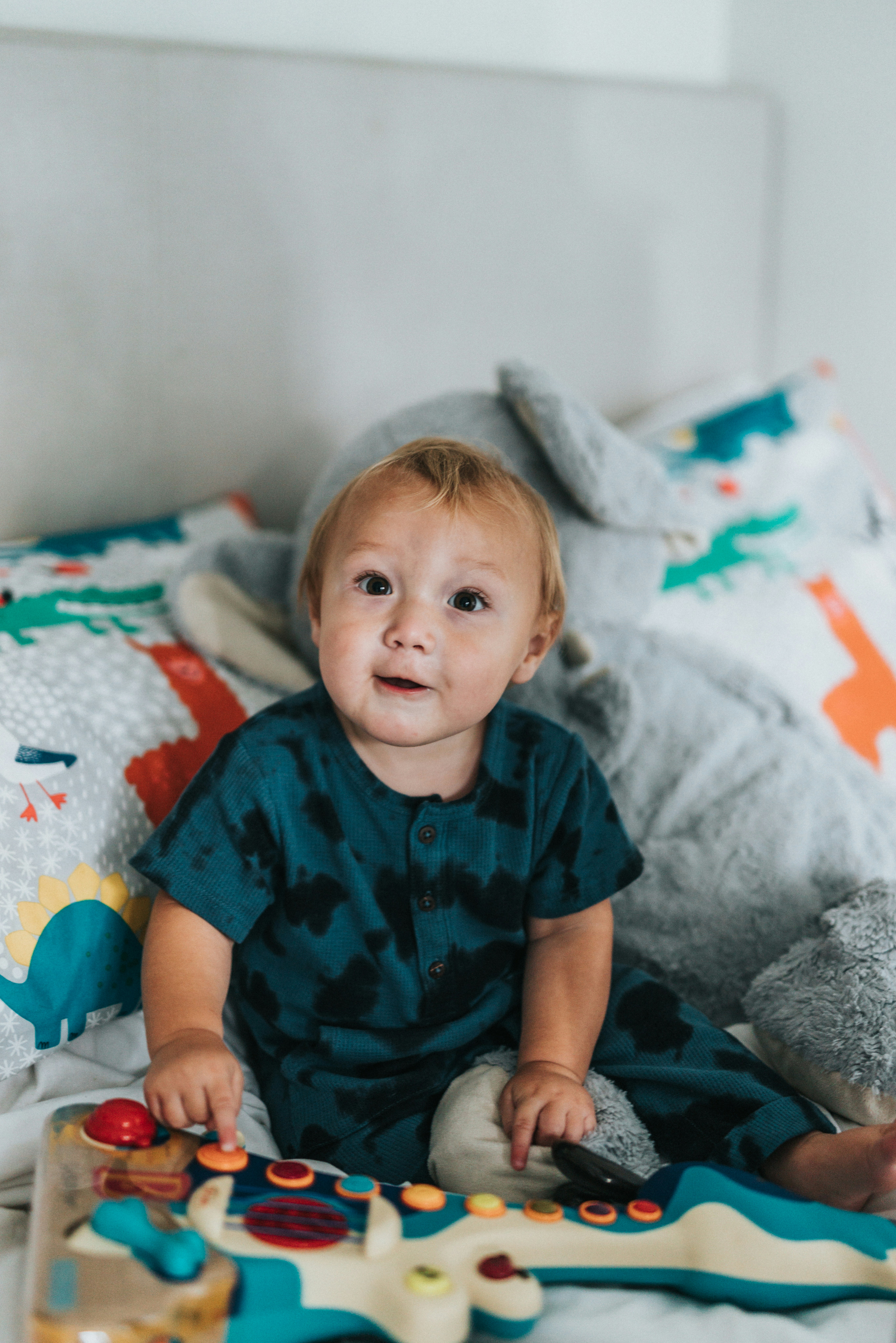 Choose from a curated selection of baby photos. Always free on Unsplash.