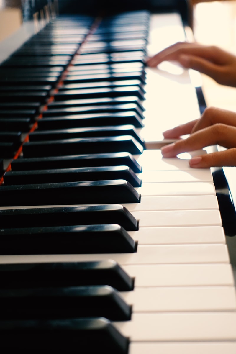 Sequenza di tasti di pianoforte in primo piano