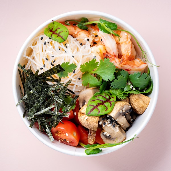 Vegetable salad in white ceramic bowl