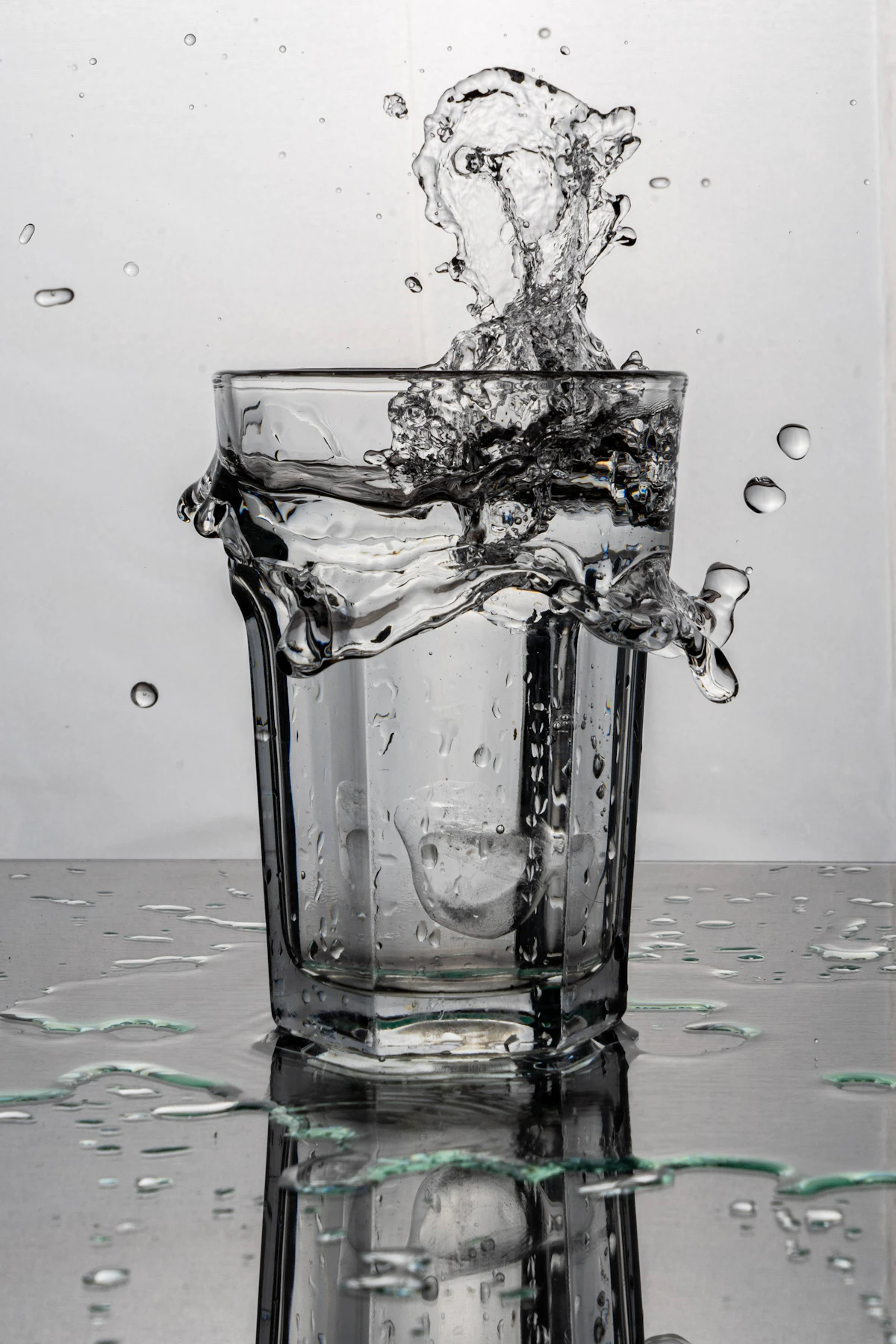 L'hydratation et le cerveau : ce que la déshydratation change vraiment dans votre tête