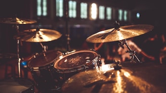 brown and silver drum set