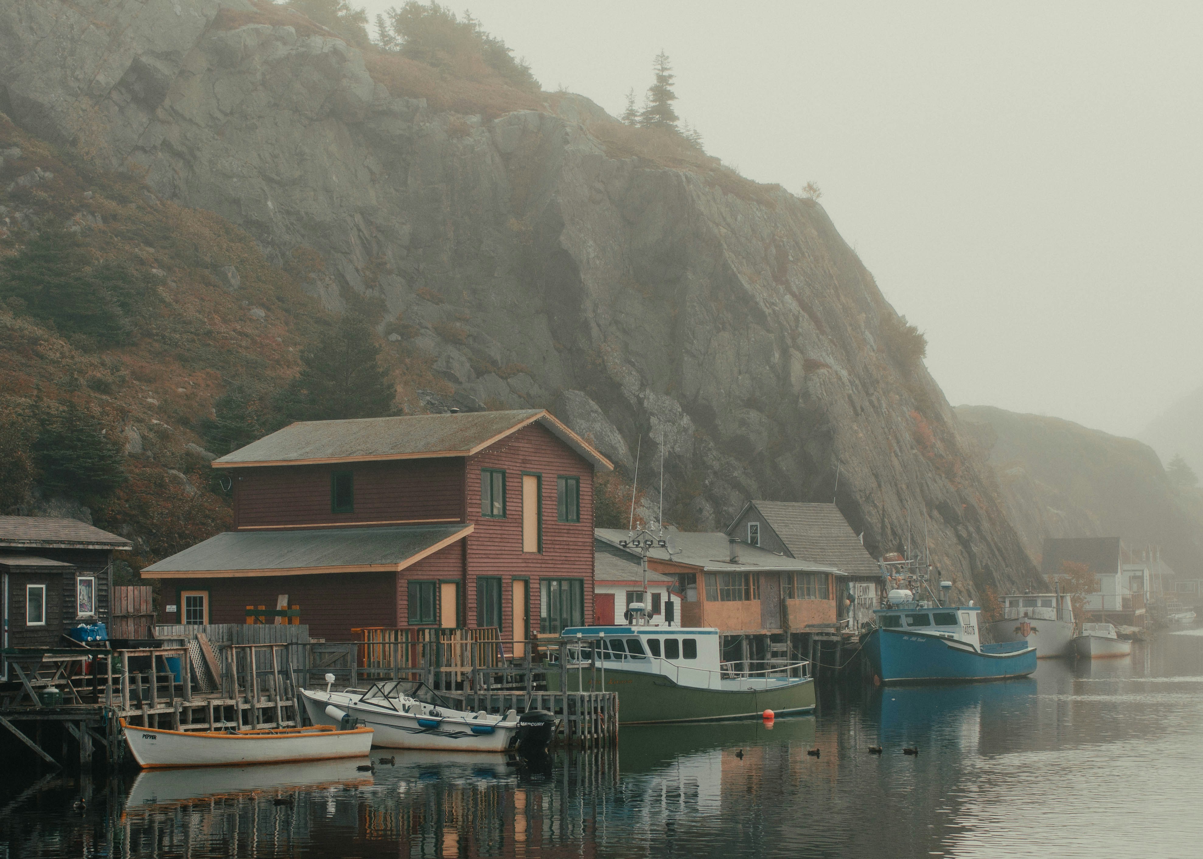 Gaspésie, Canada (Percé Rock alternative) - None