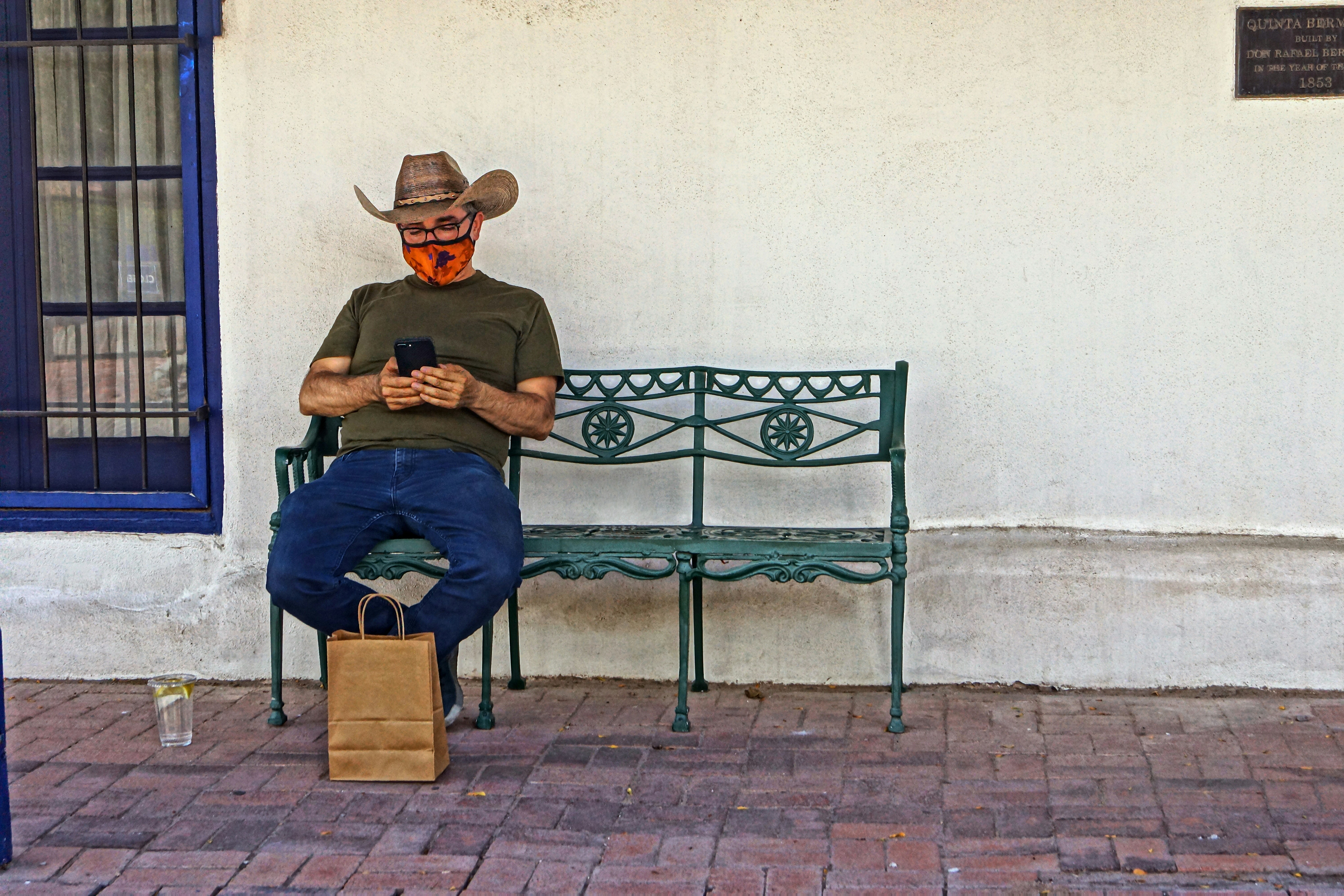 New Mexico Braces for Looming Government Shutdown's Human Toll