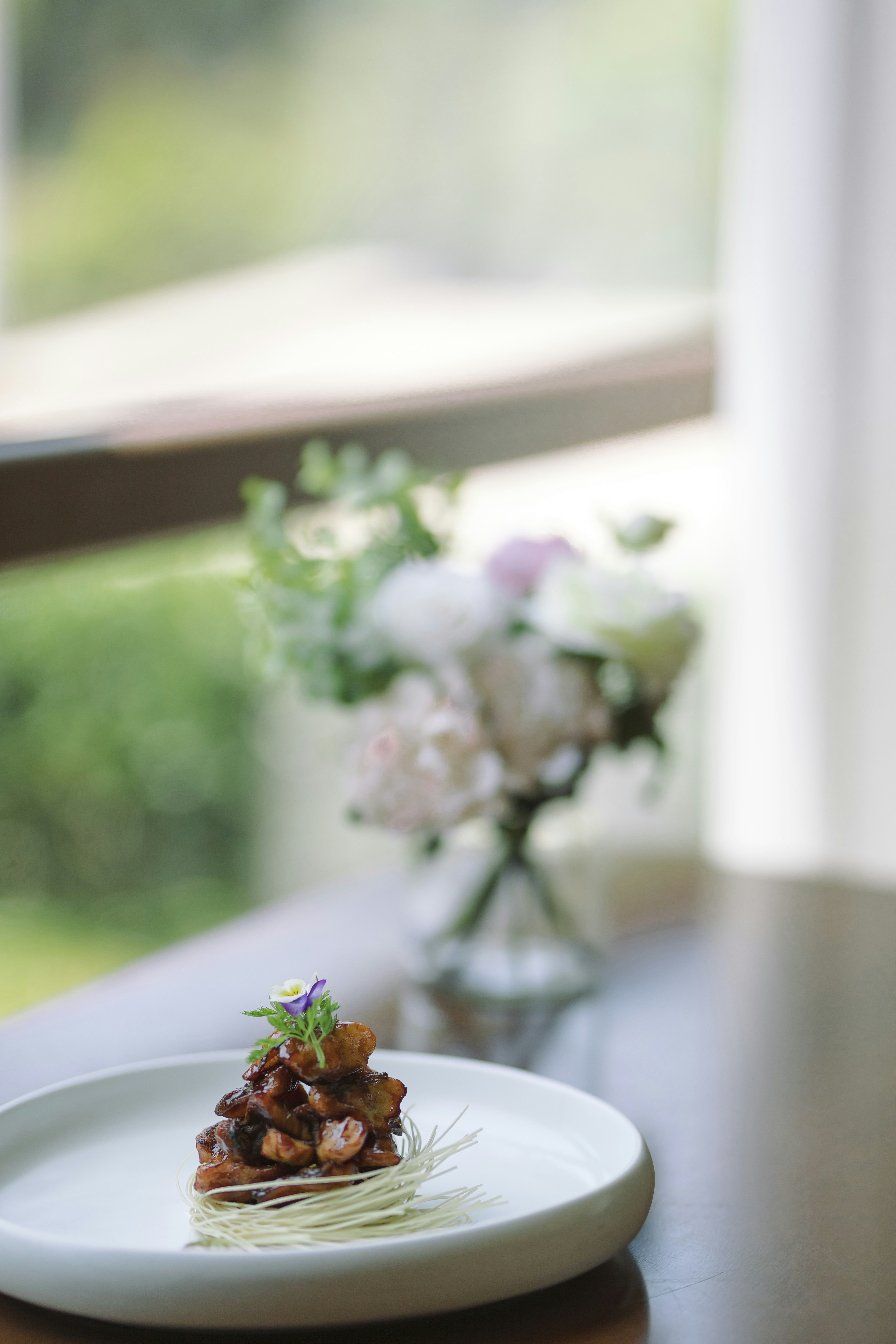 Photo by hanxiaoyaaaaa