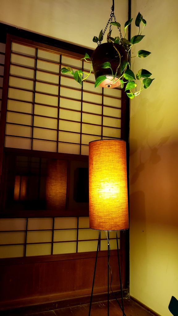 Warm Glow Table Lamp