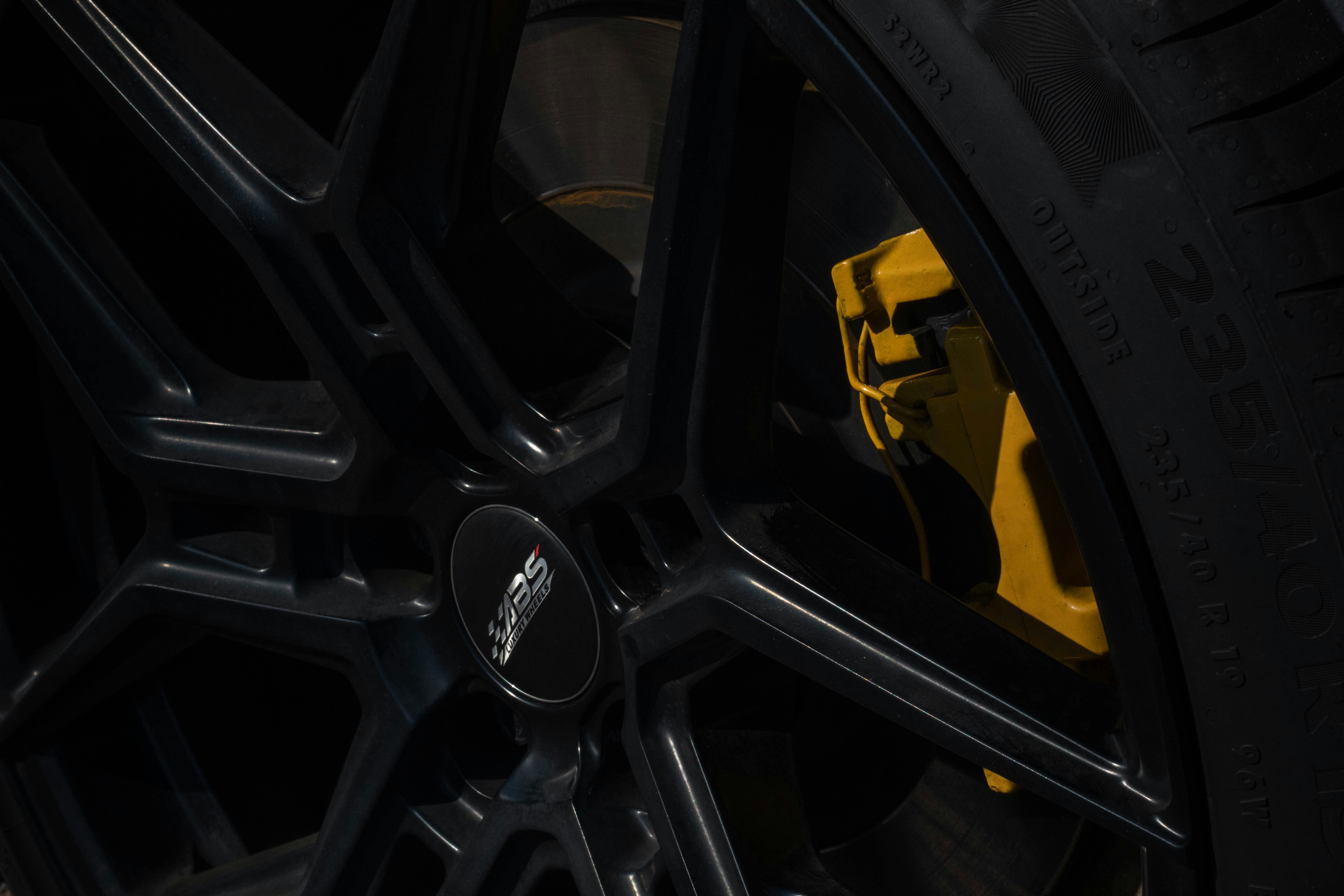 Photo by isakpetterssonfoto