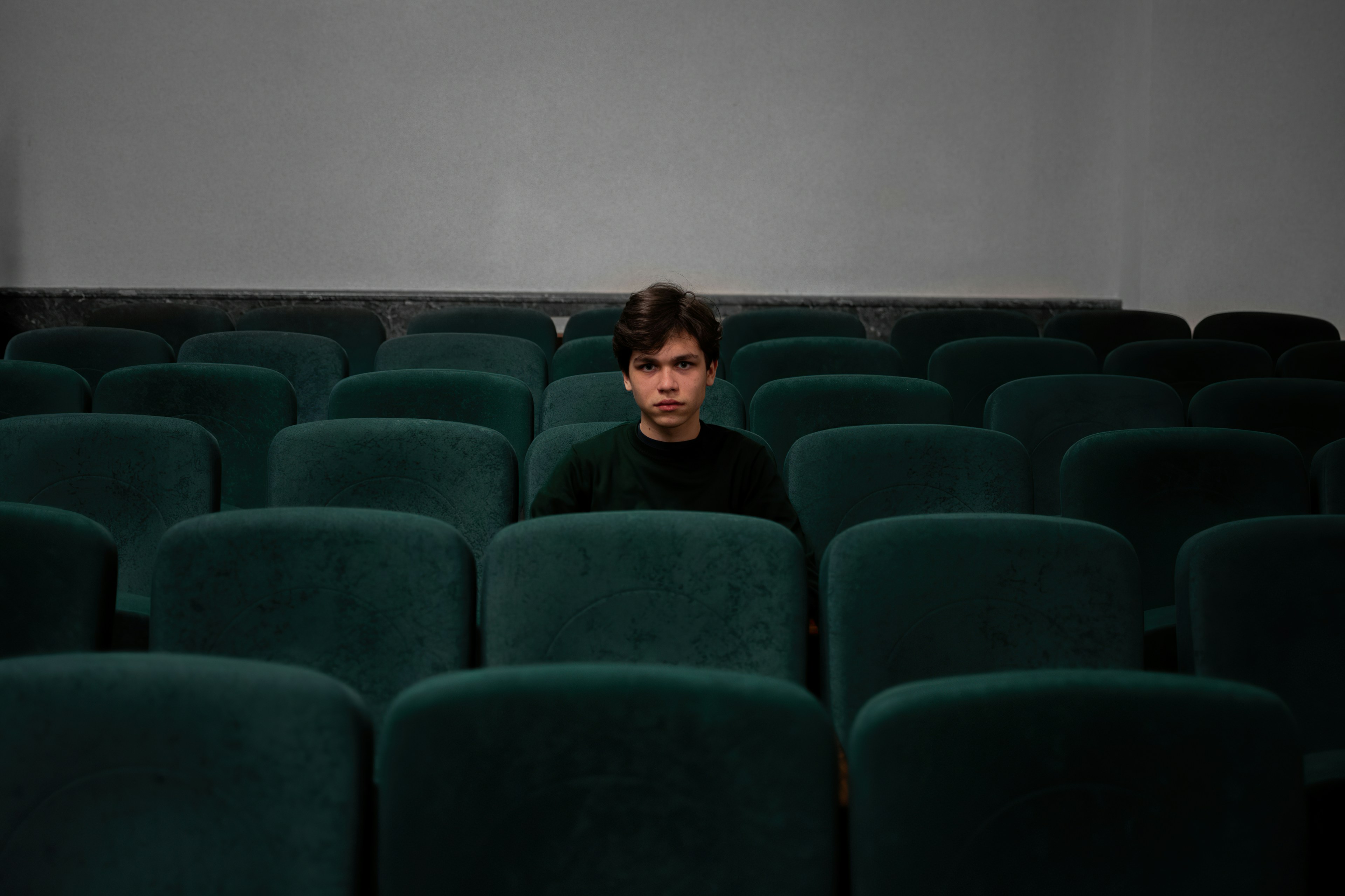 The Twist Is Already in Your Feed: How Spoiler Culture Broke the Art of the Surprise Ending