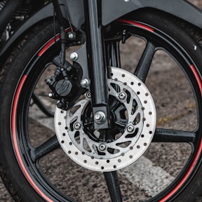 black and silver motorcycle wheel