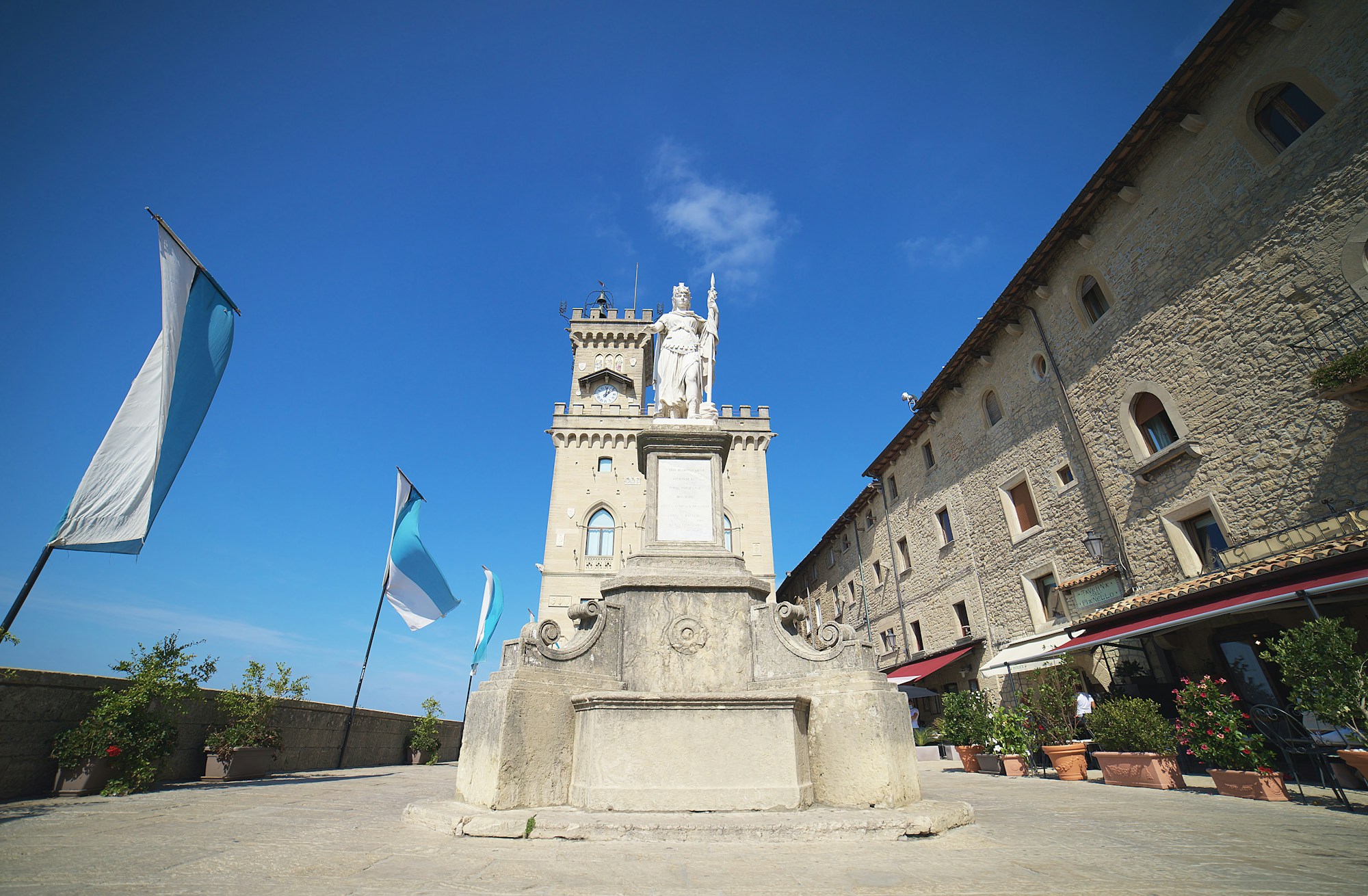 Exploring San Marino's Authentic Cuisine: Local Dishes, Restaurants & Recipes