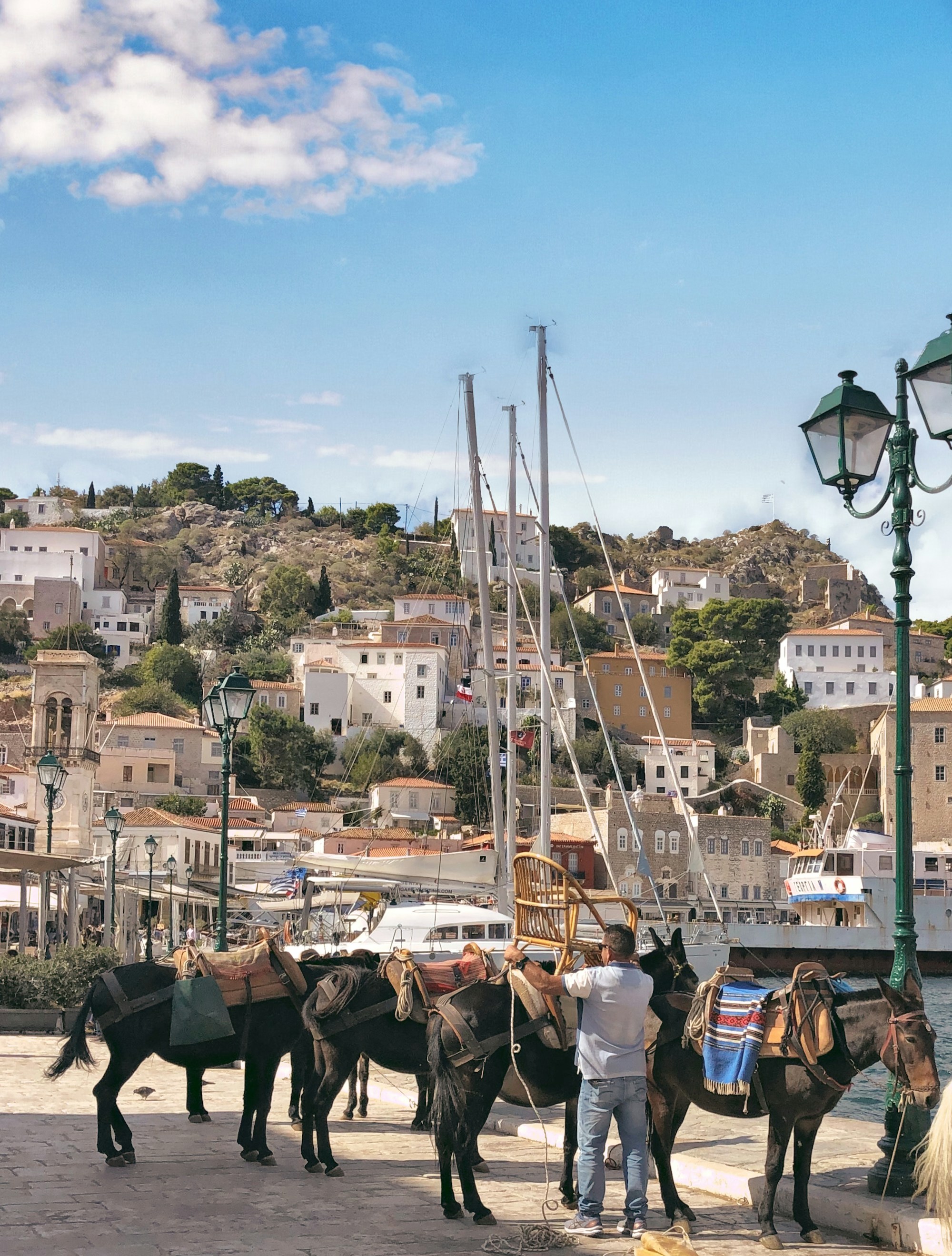 Hydra Culture & Traditions Travel Guide