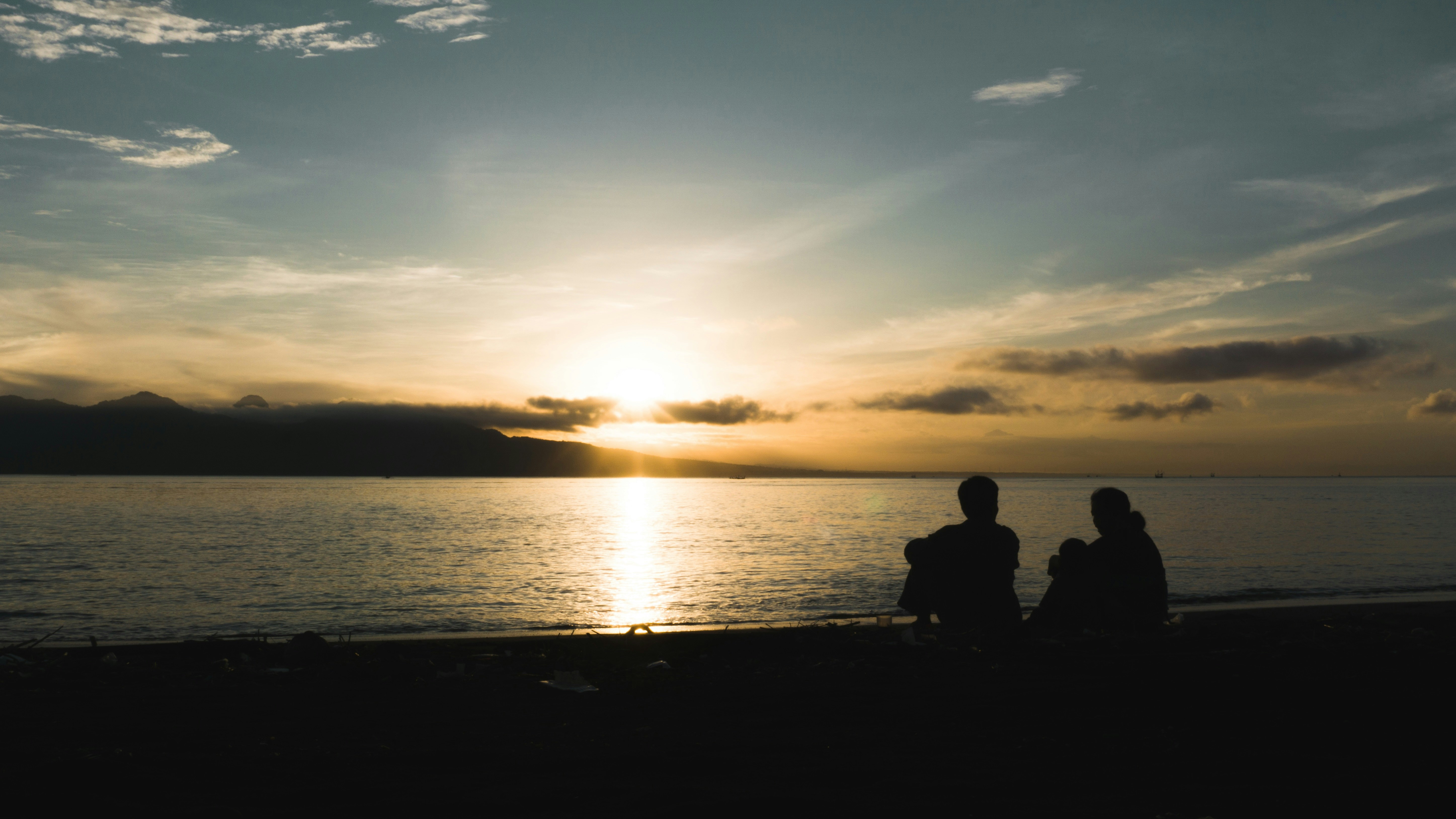 Photo by axelbimashanda