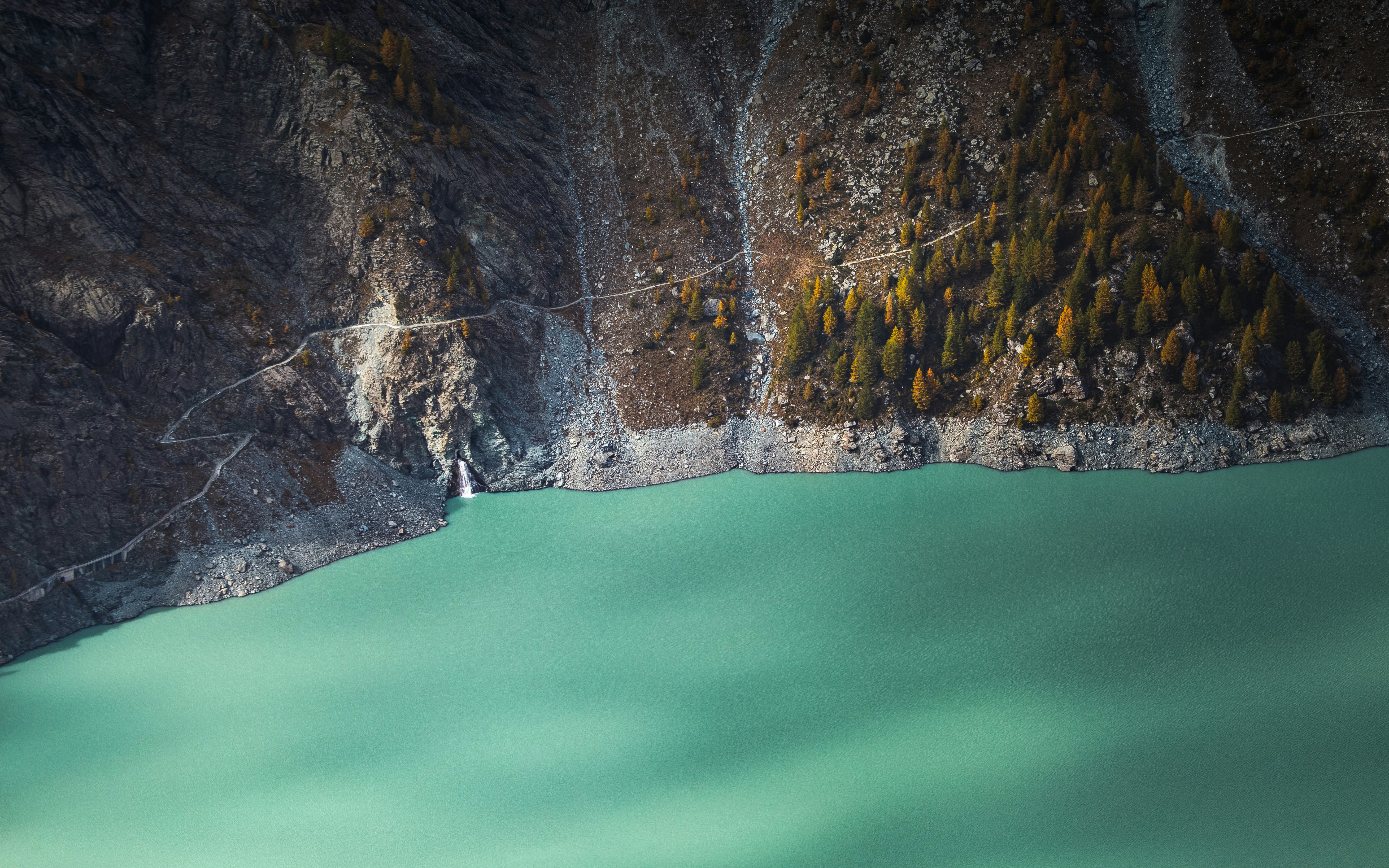 Photo by marekpiwnicki