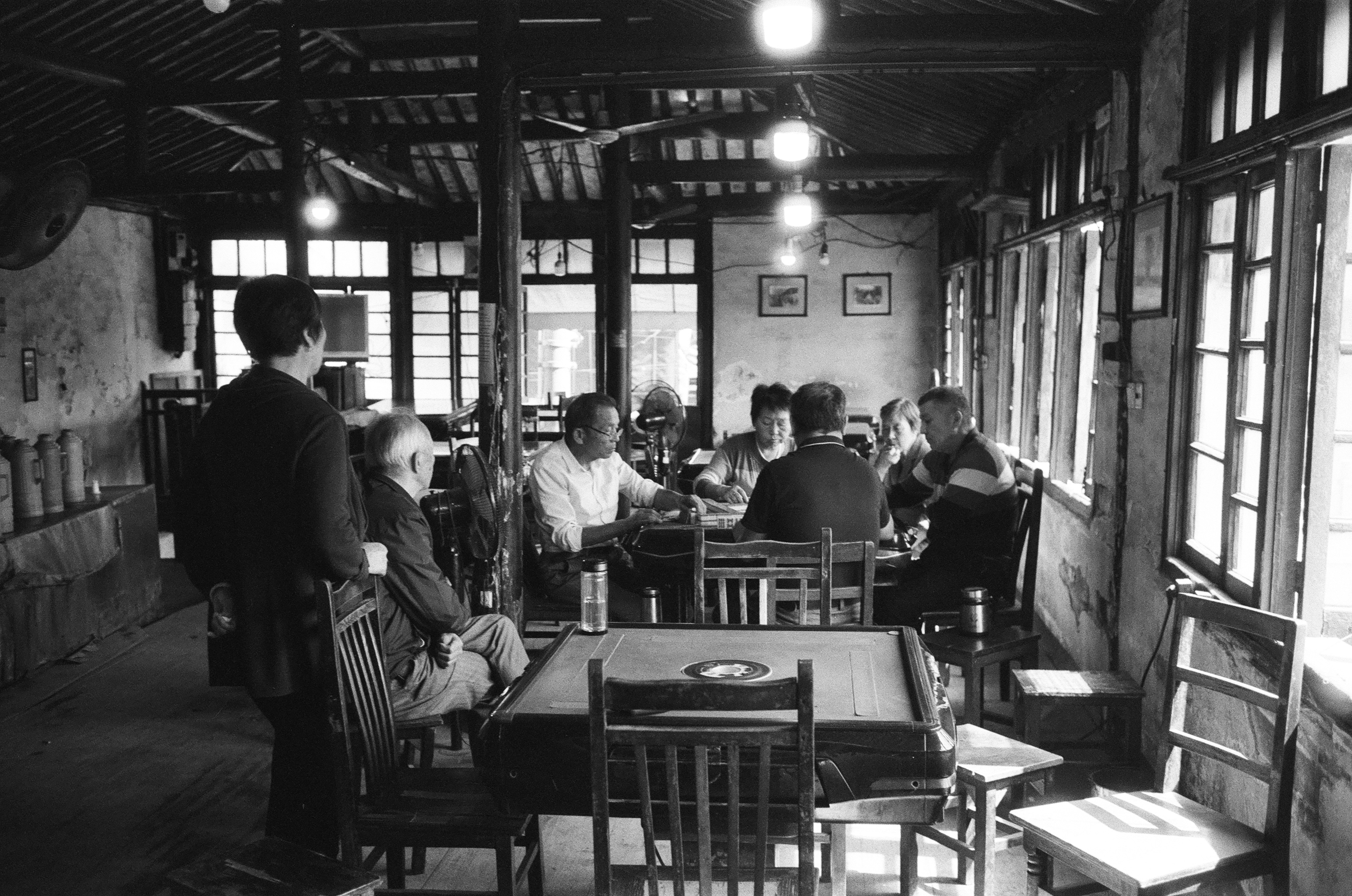 majiang
old house
black and white