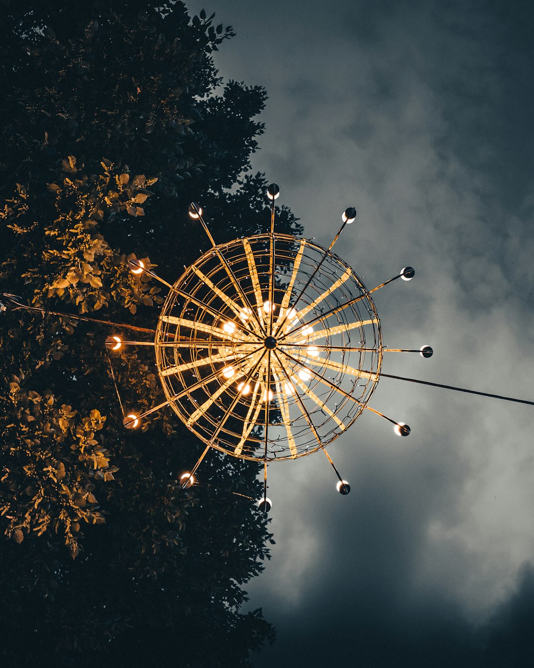 white ferris wheel under cloudy sky during daytime