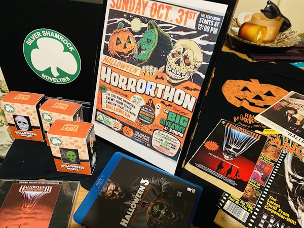 Crafting the Ultimate Dark Homepage for Witch Shack