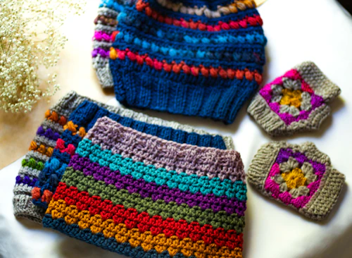 Kids fleece hat and gloves