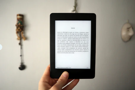 black amazon e book reader