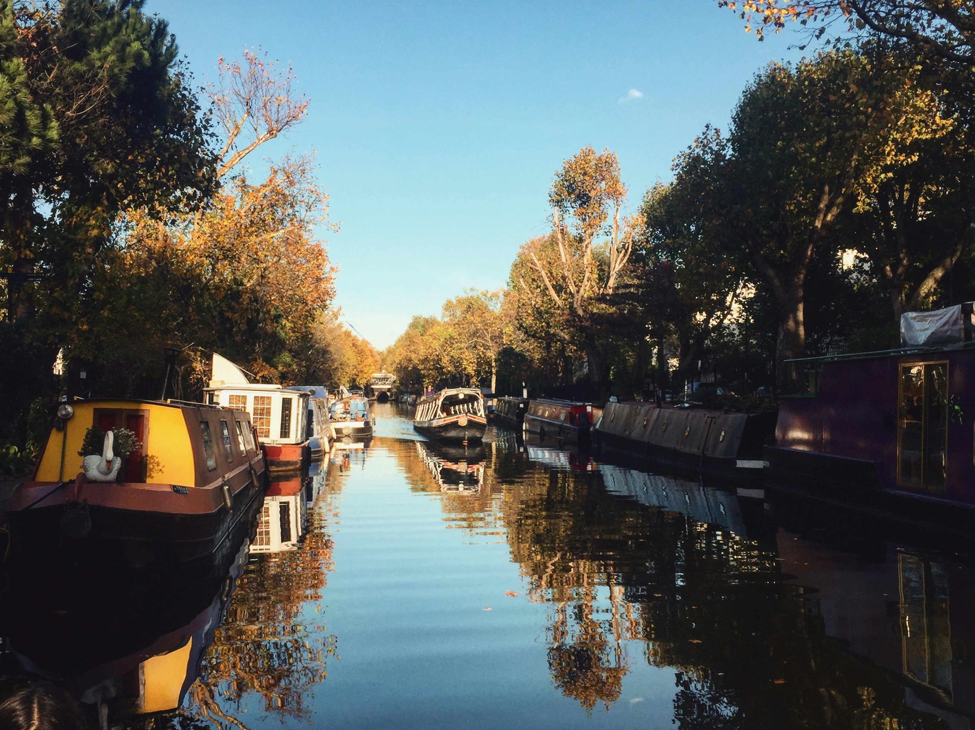 Little Venice, Mykonos: Pesona Romantis di Sudut Yunani yang Memukau