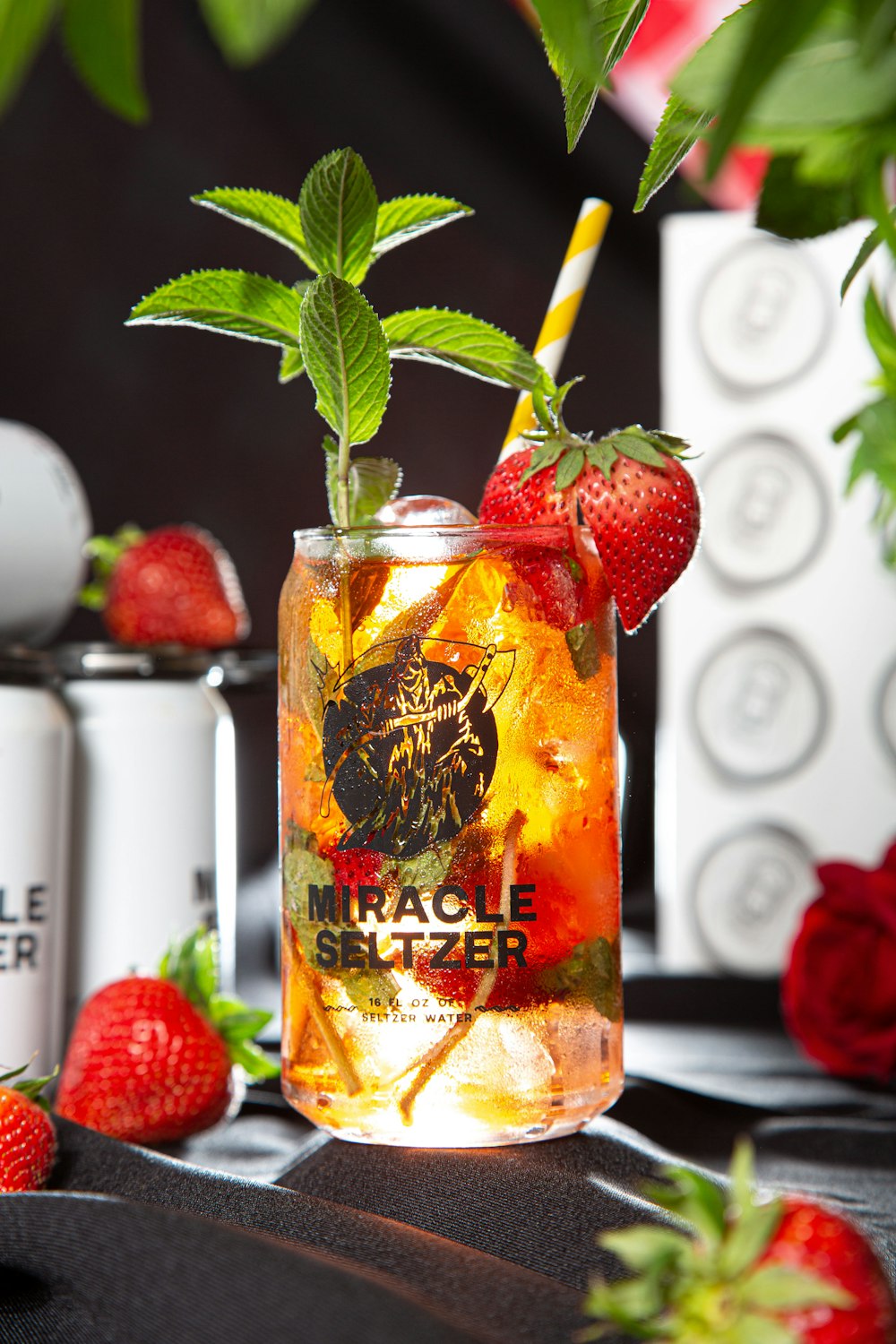 strawberry juice in clear drinking glass