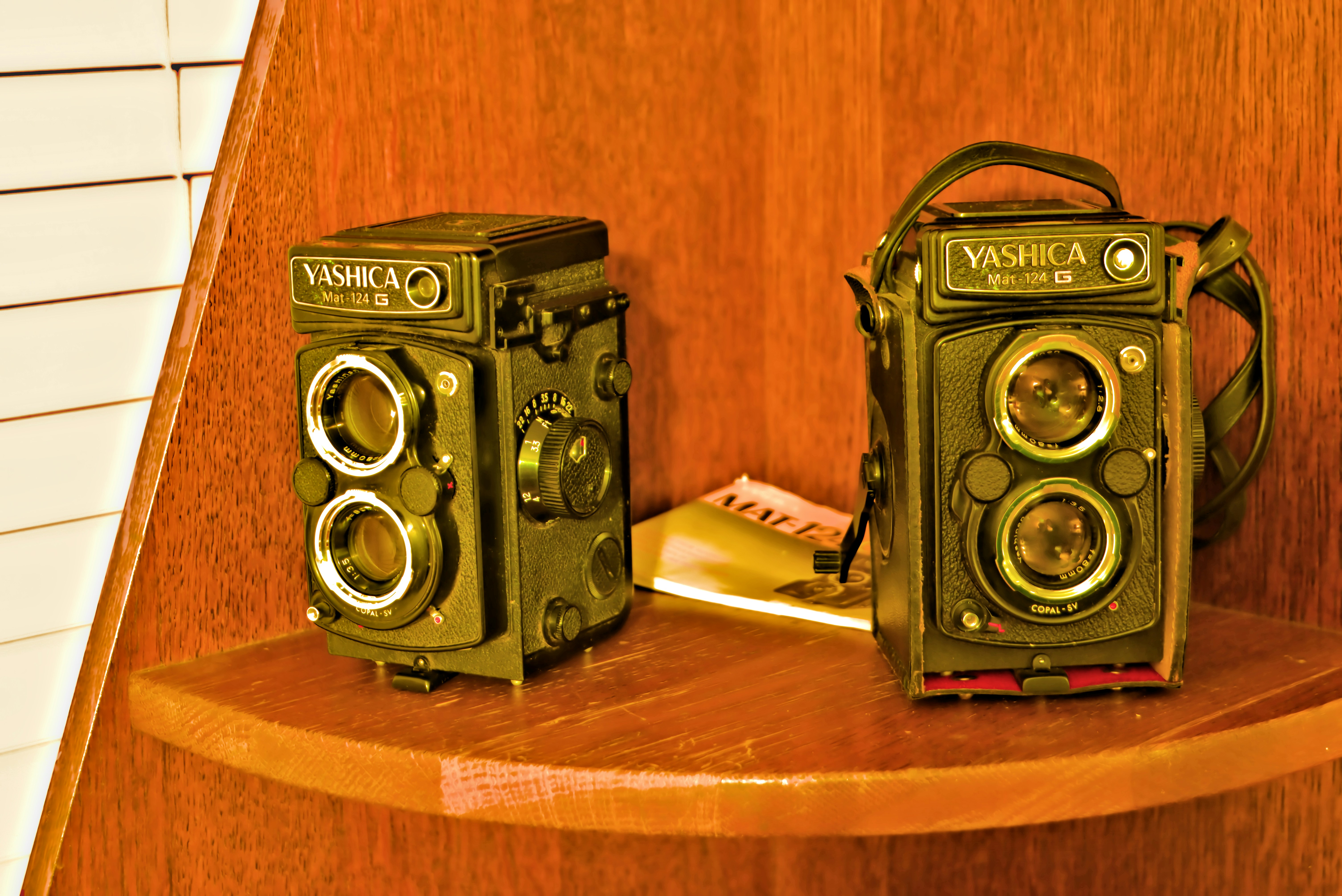 Various models of hunting walkie talkies on display