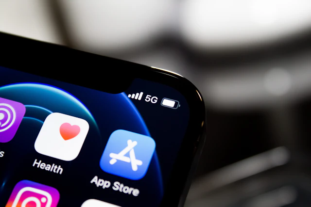 An iPhone home screen with app icons