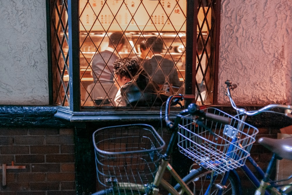 blue and black shopping cart