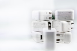 white apple adapter with box