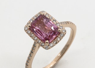 gold and purple gemstone ring