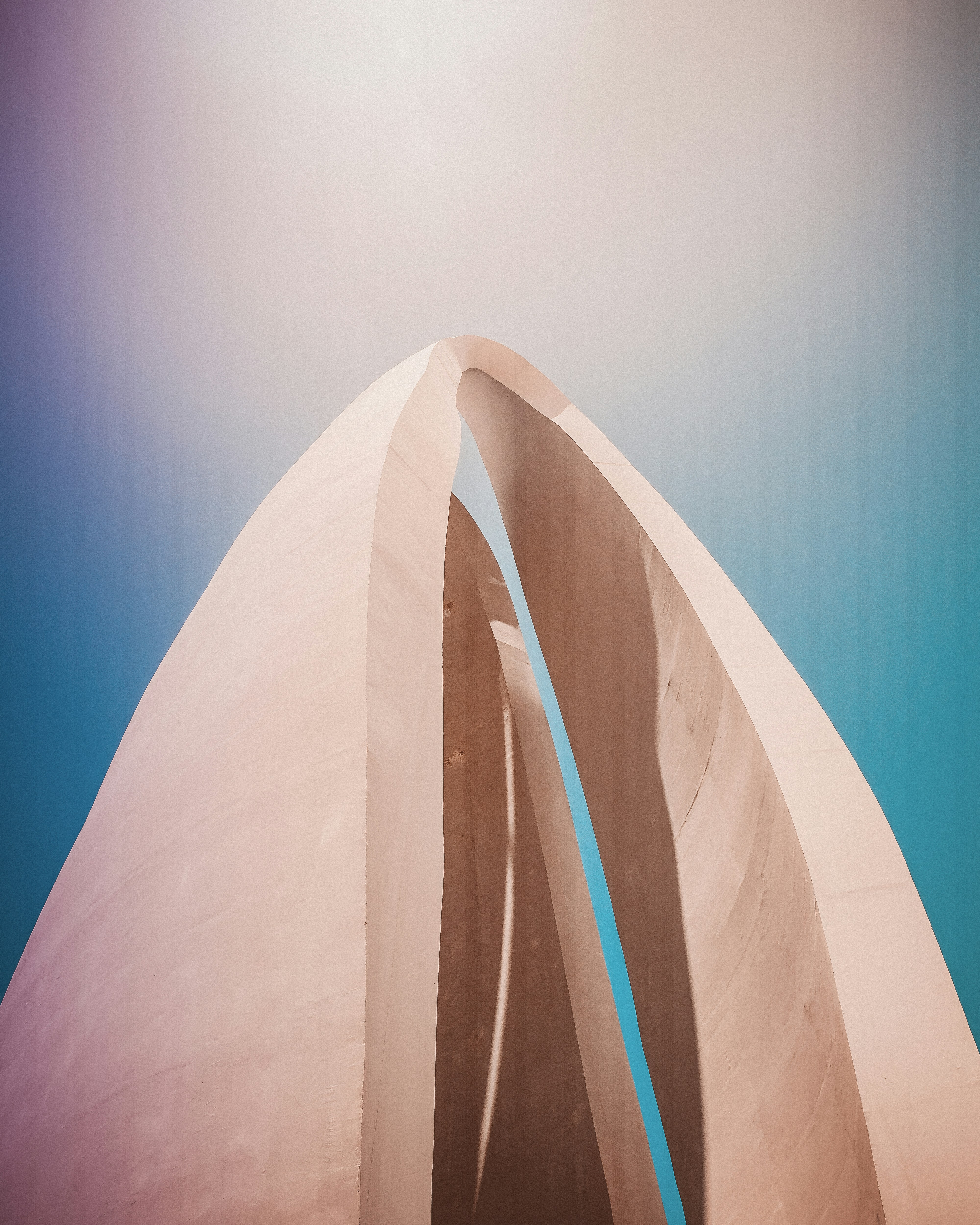 Photo by sammoghadam