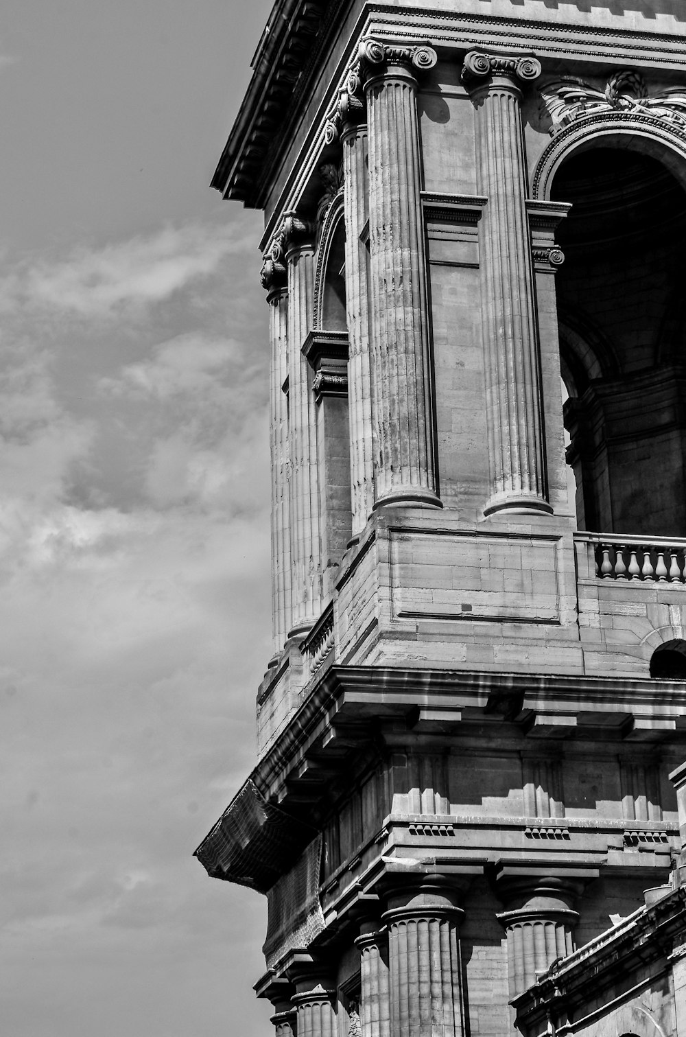 grayscale photo of concrete building