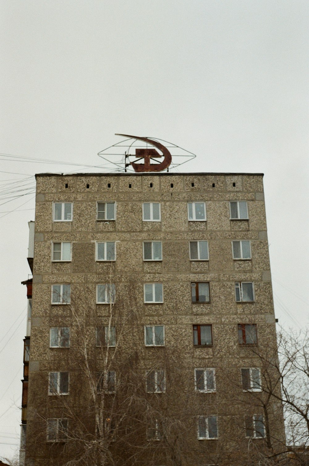 brown concrete building during daytime