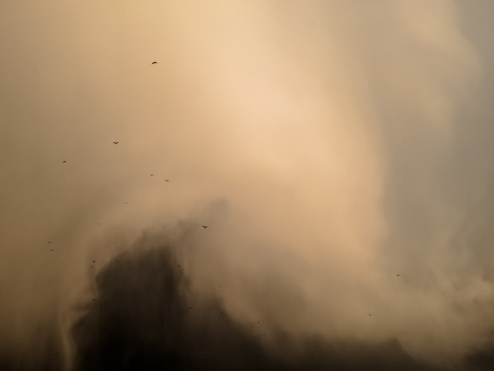 白い雲と青い空