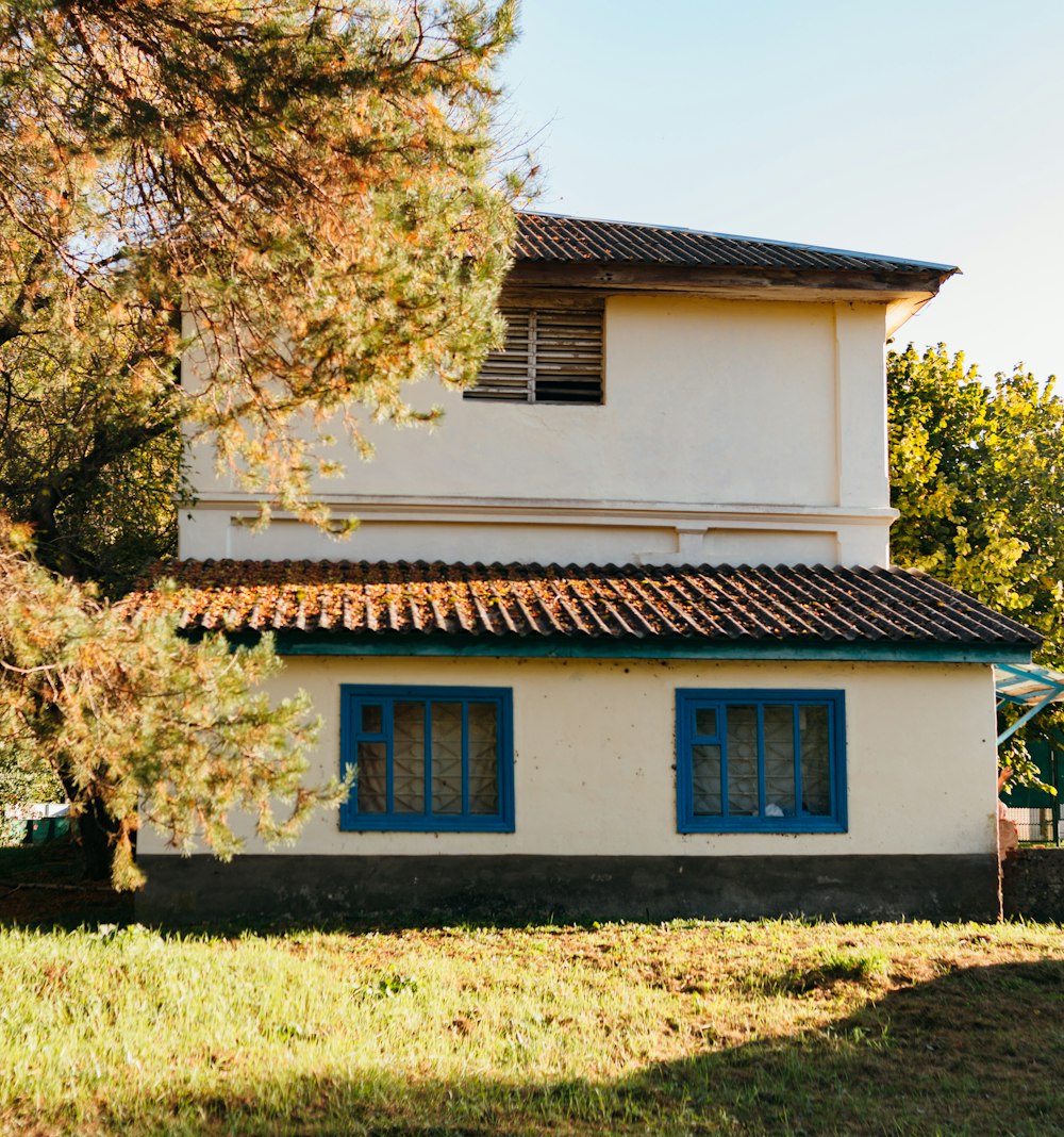 brown and white concrete house