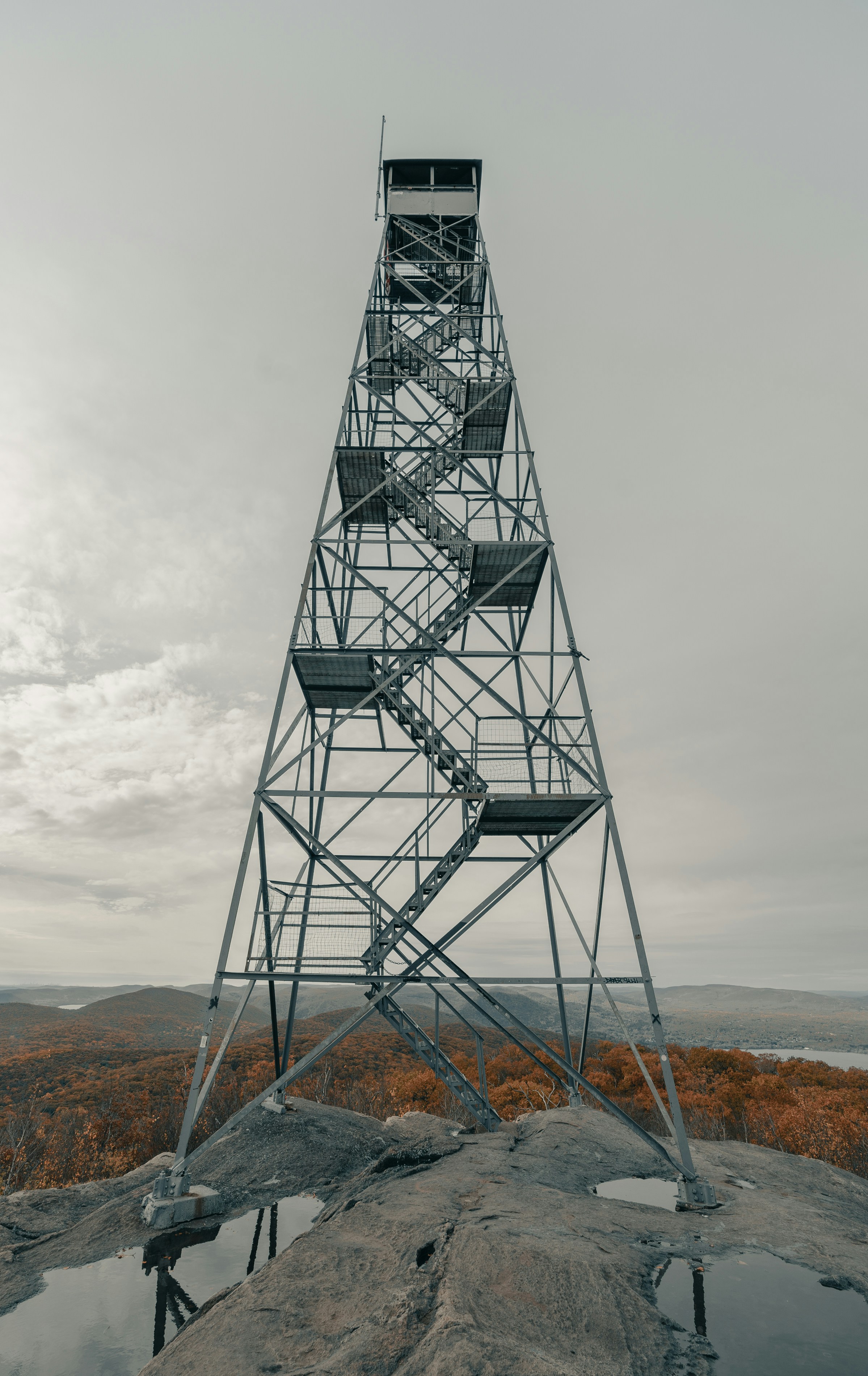 Fire Tower @ Beacon Mountain 1/2 (IG: @clay.banks)