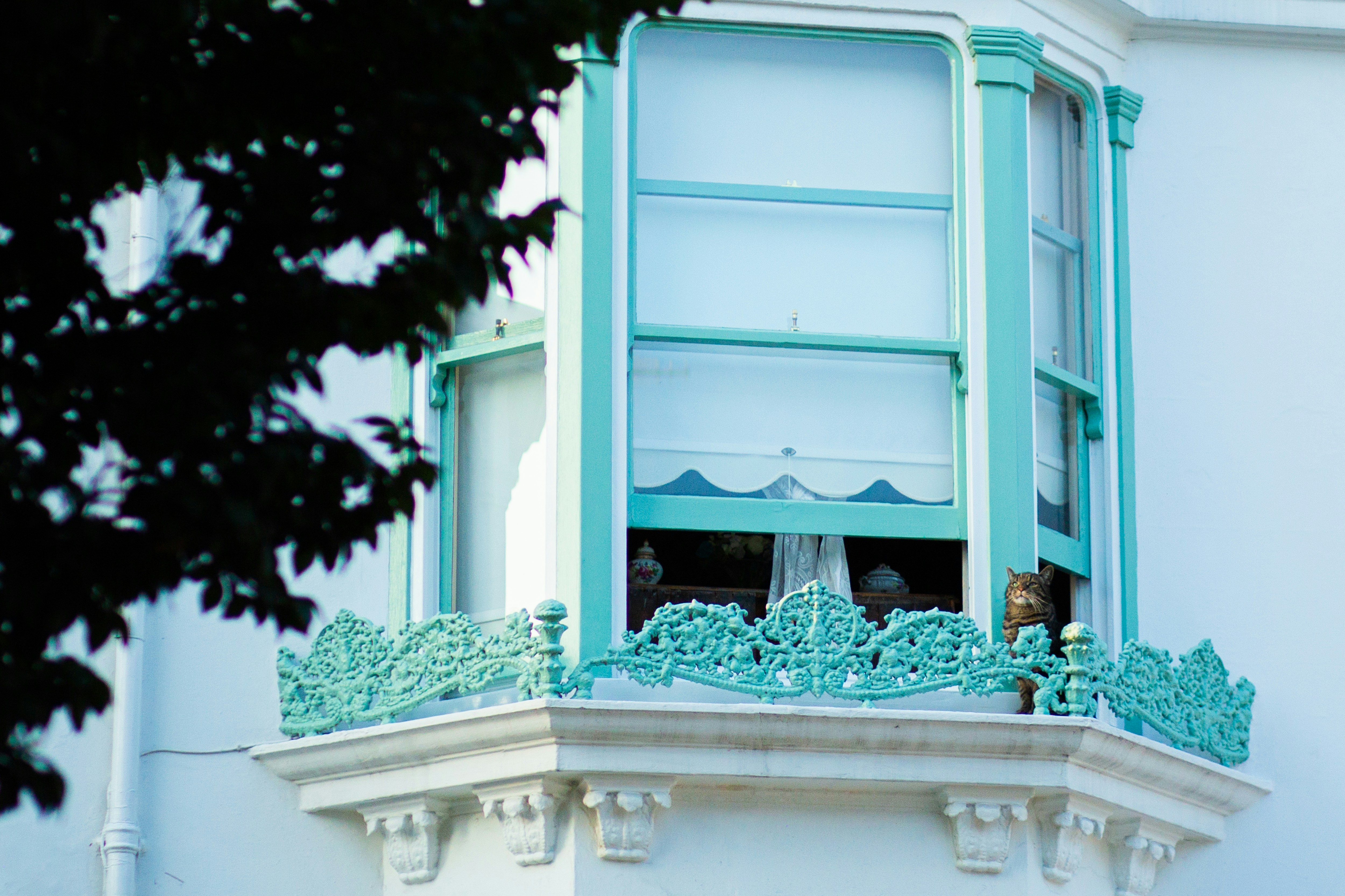 emerald green balcony, wallpaper, Emerald Green Balcony Furniture Arrangement 5
