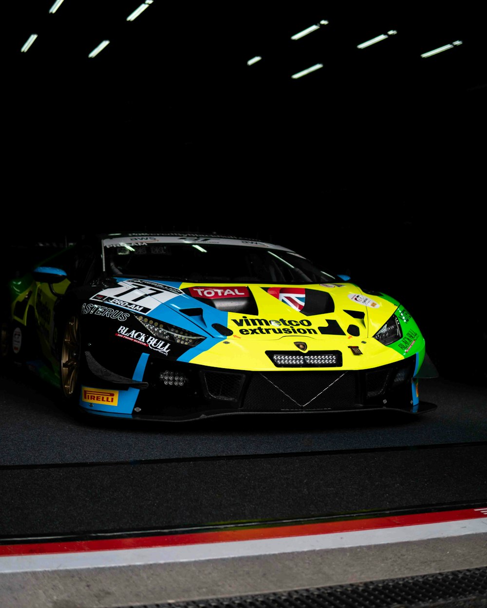 yellow and black lamborghini aventador