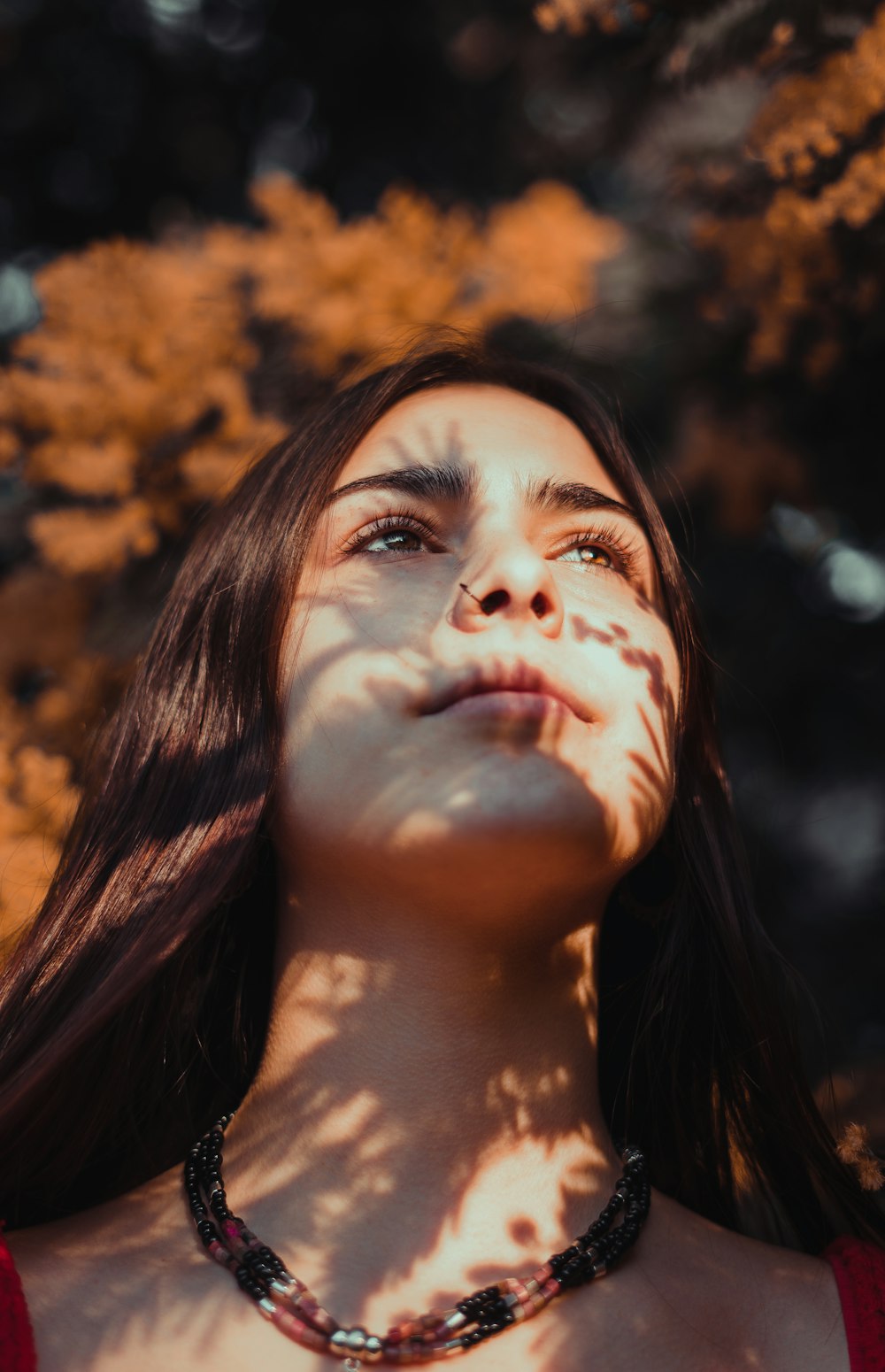 woman with brown eyes and brown eyes