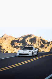 white porsche 911 on road