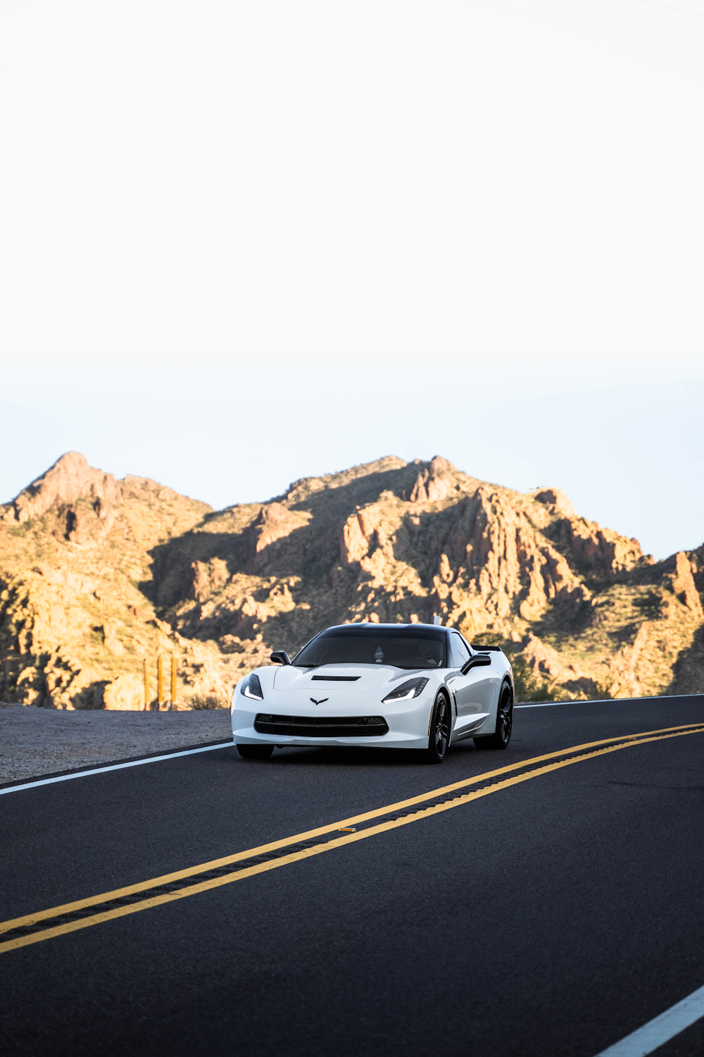 white porsche 911 on road