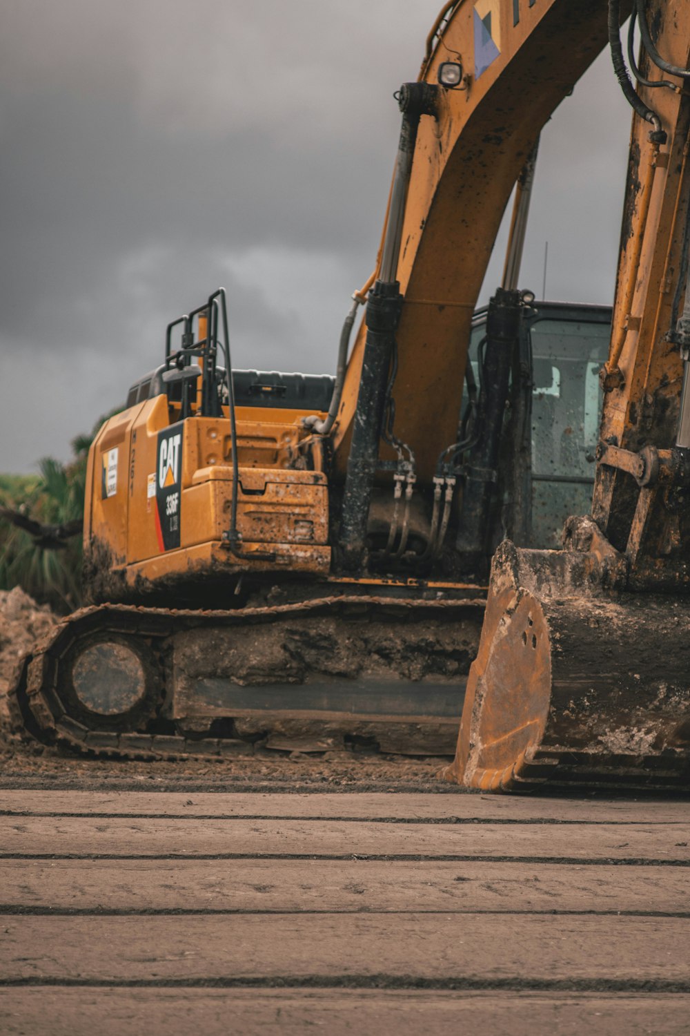 orange and black heavy equipment