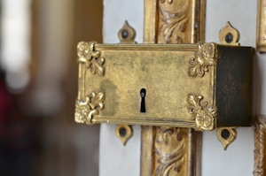 Antique Brass Label