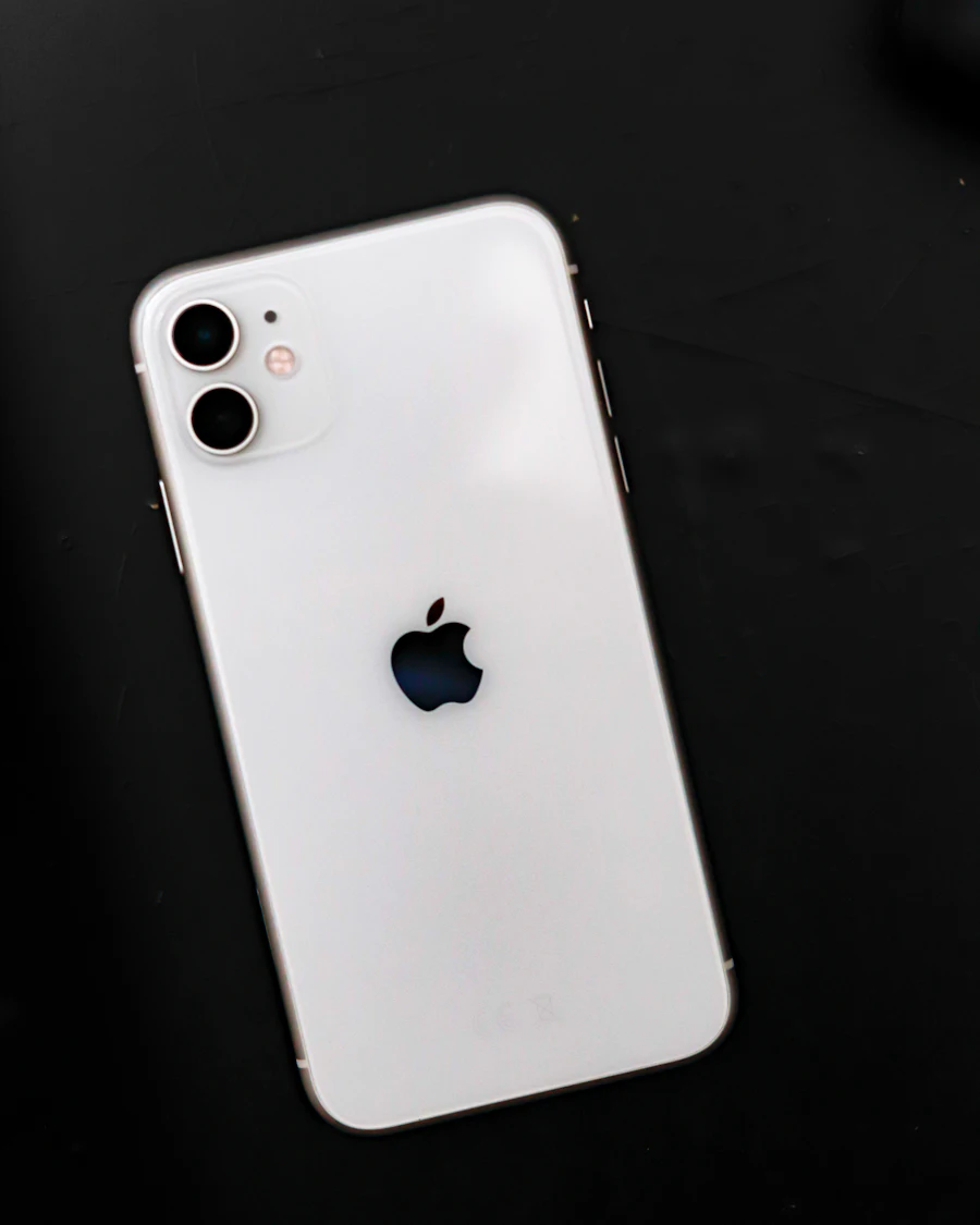 iPhone 12 — 128GB Blue