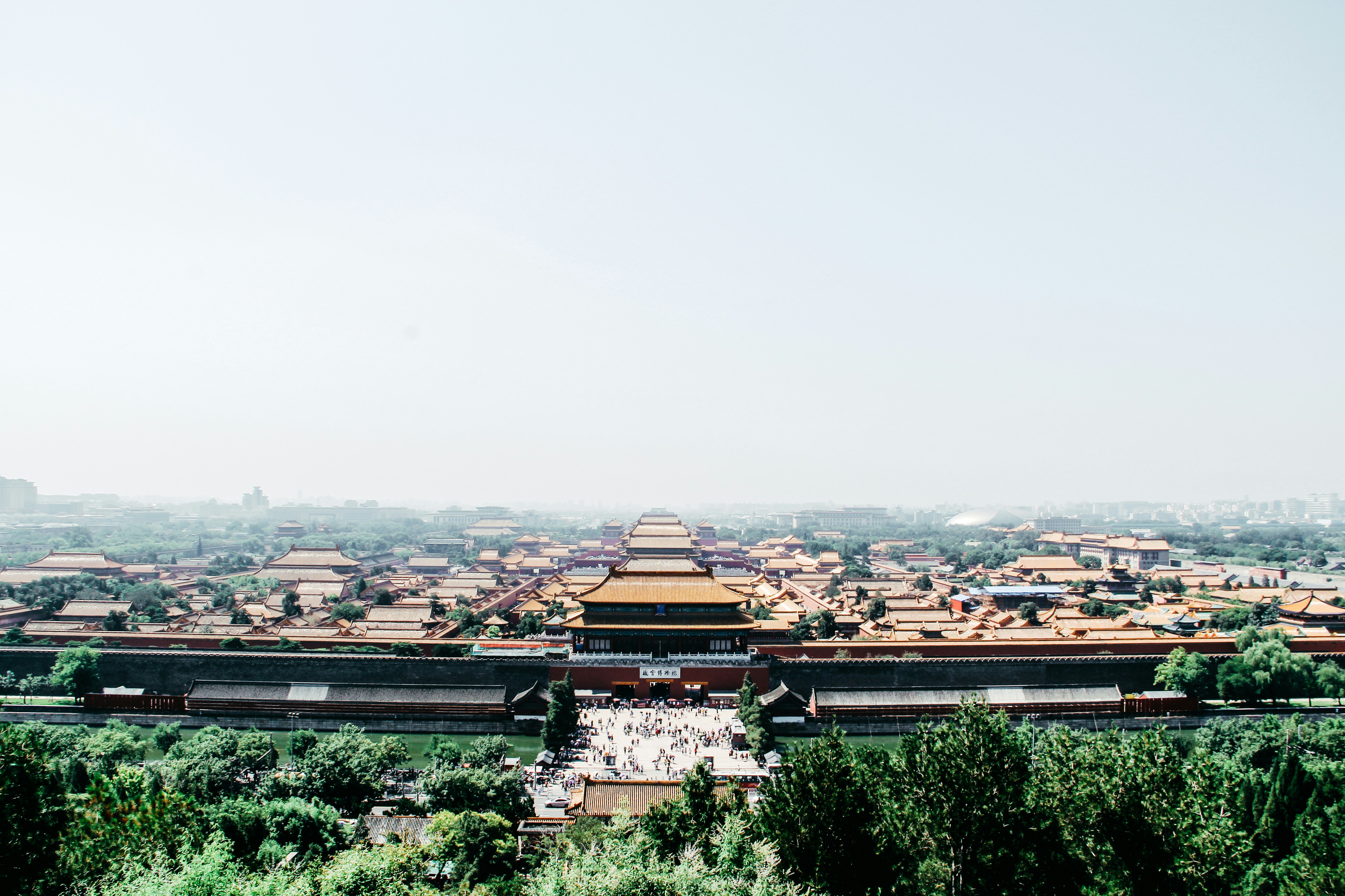 Veduta aerea degli edifici della città durante il giorno