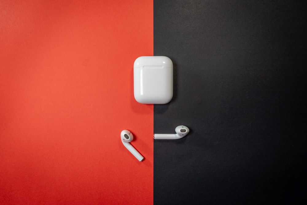 white apple airpods charging case